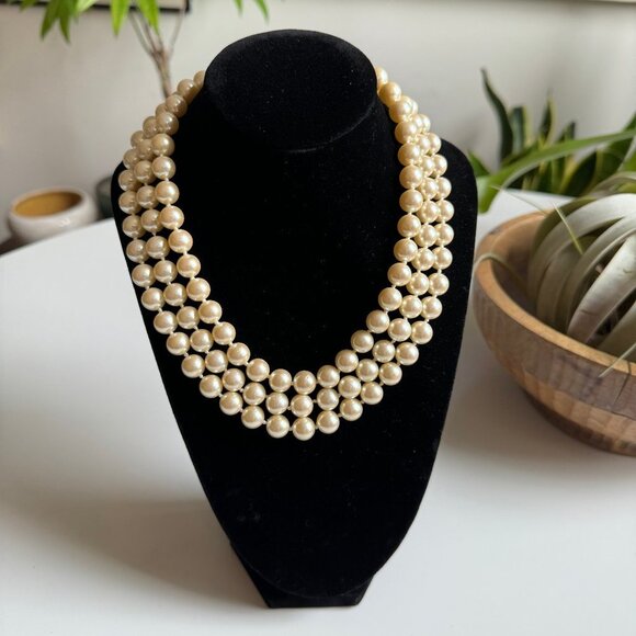 Vintage Carolee Faux Pearl Necklace - Picture 2 of 5